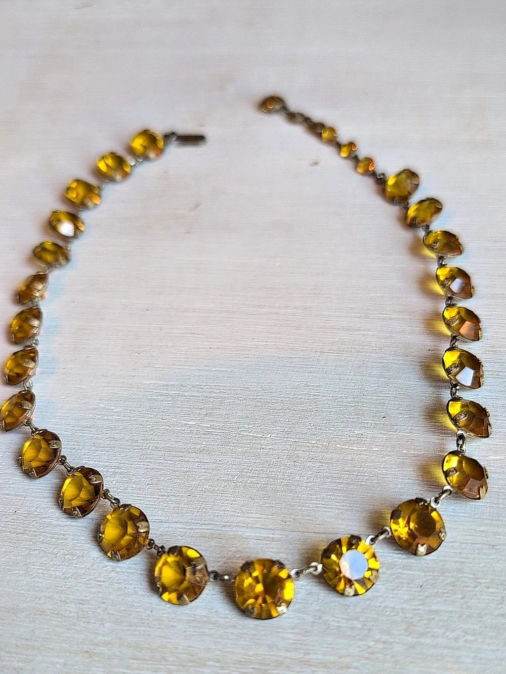 Citron Crystal Stone Necklace